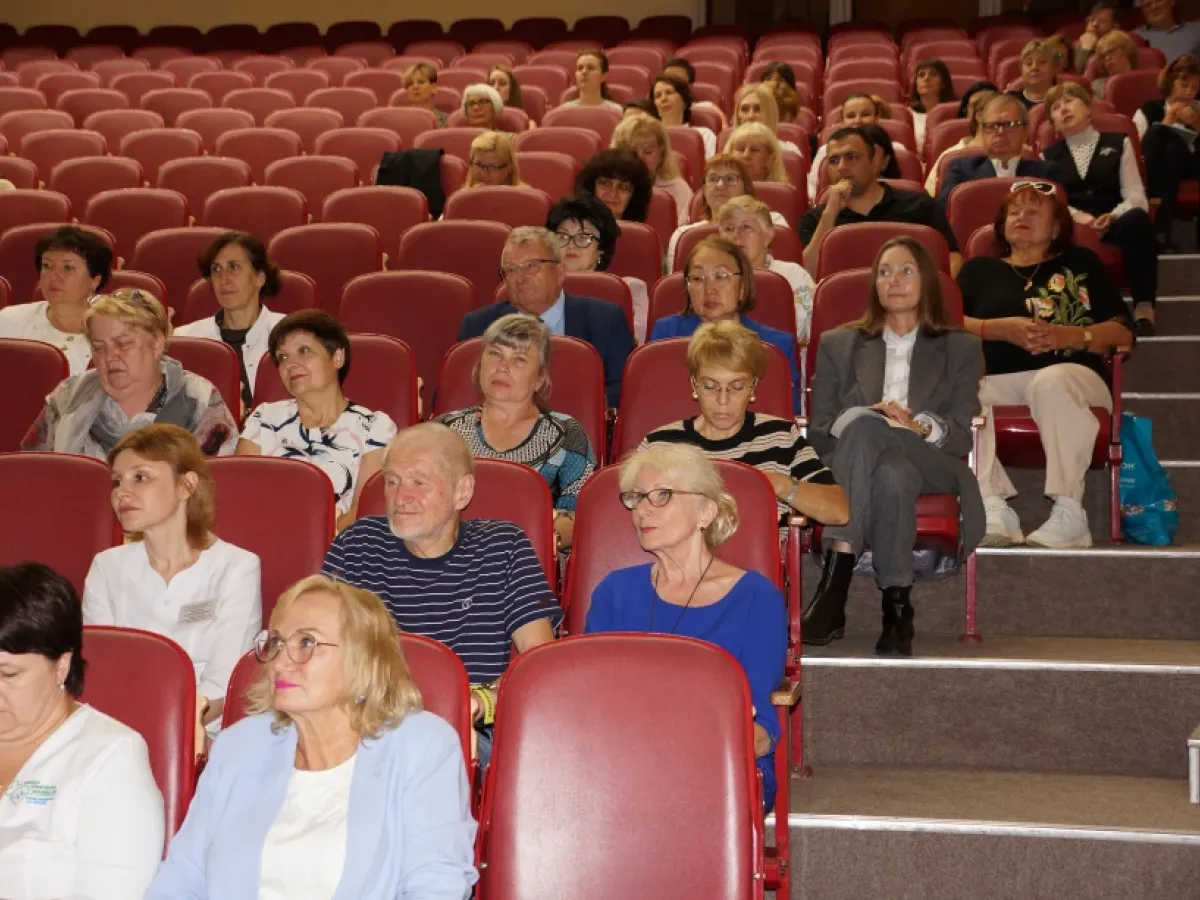 В ДВГМУ и Хабаровский медколледж зачислили 2300 новых студентов