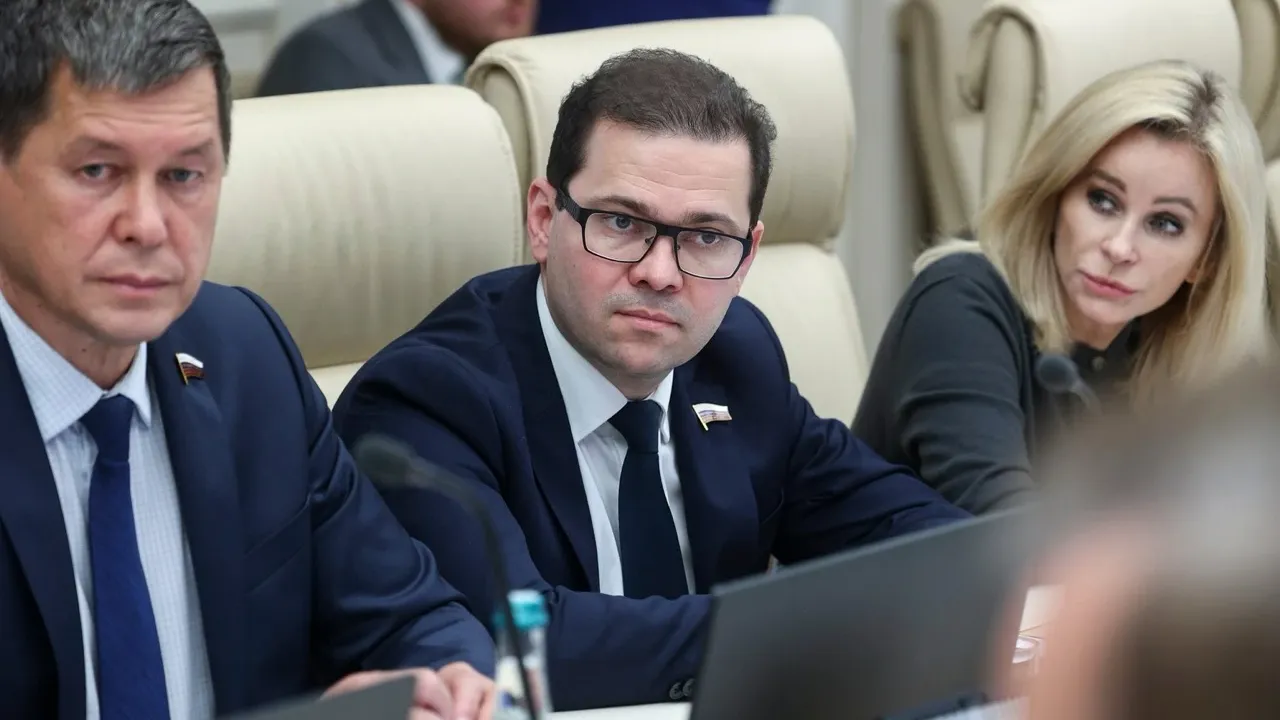 В области строят крупный объект по сортировке и переработке отходов — Киров Сейчас