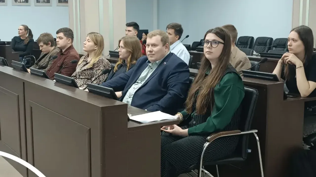 Молодежный совет при главе Кирова определил направления работы — Киров Сейчас