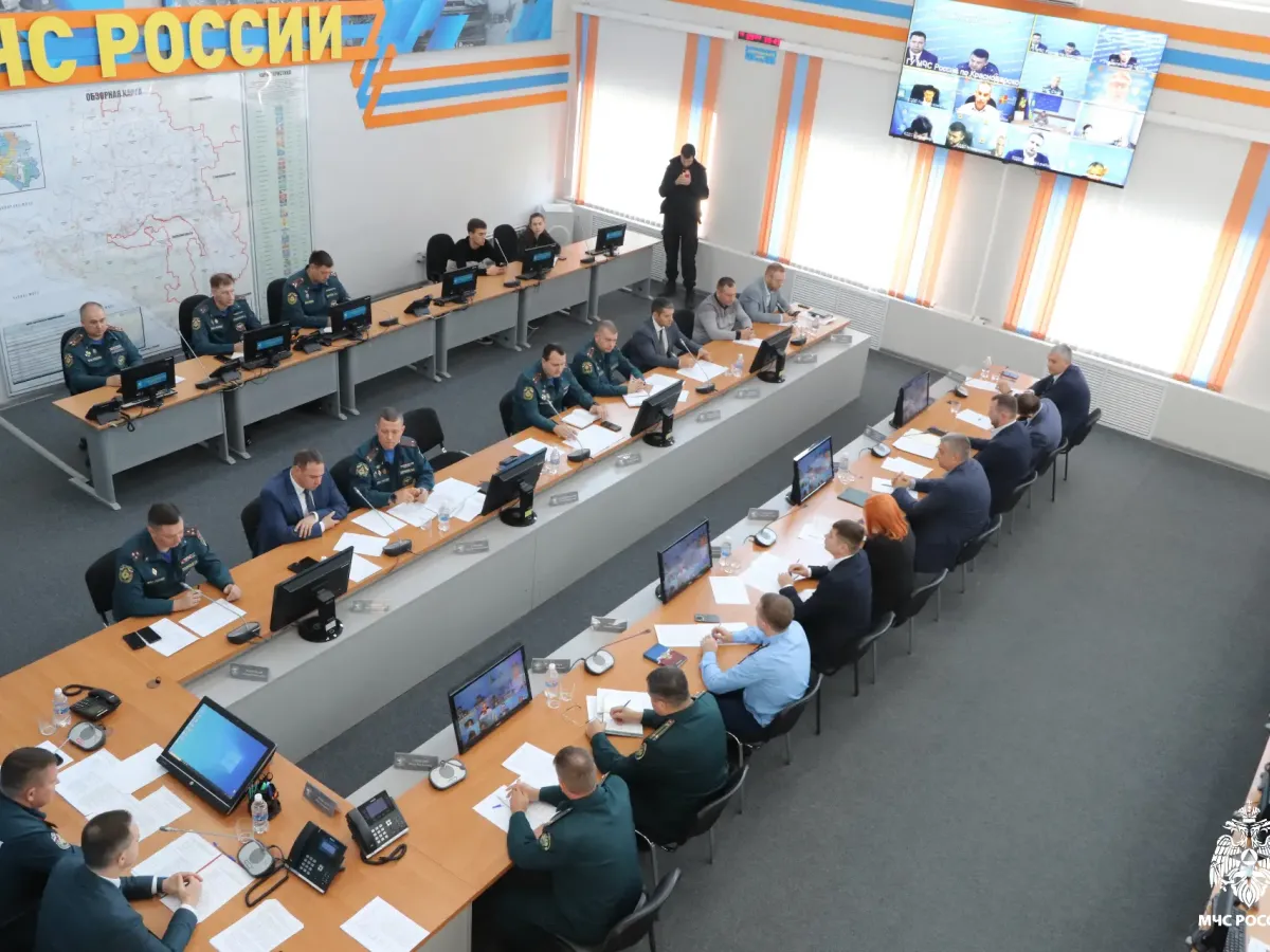 В краевом МЧС обсудили усиление контроля за обращением пожарно-технической продукции
