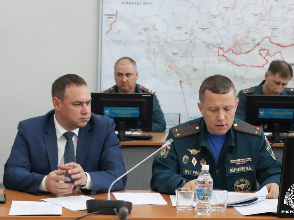 В краевом МЧС обсудили усиление контроля за обращением пожарно-технической продукции