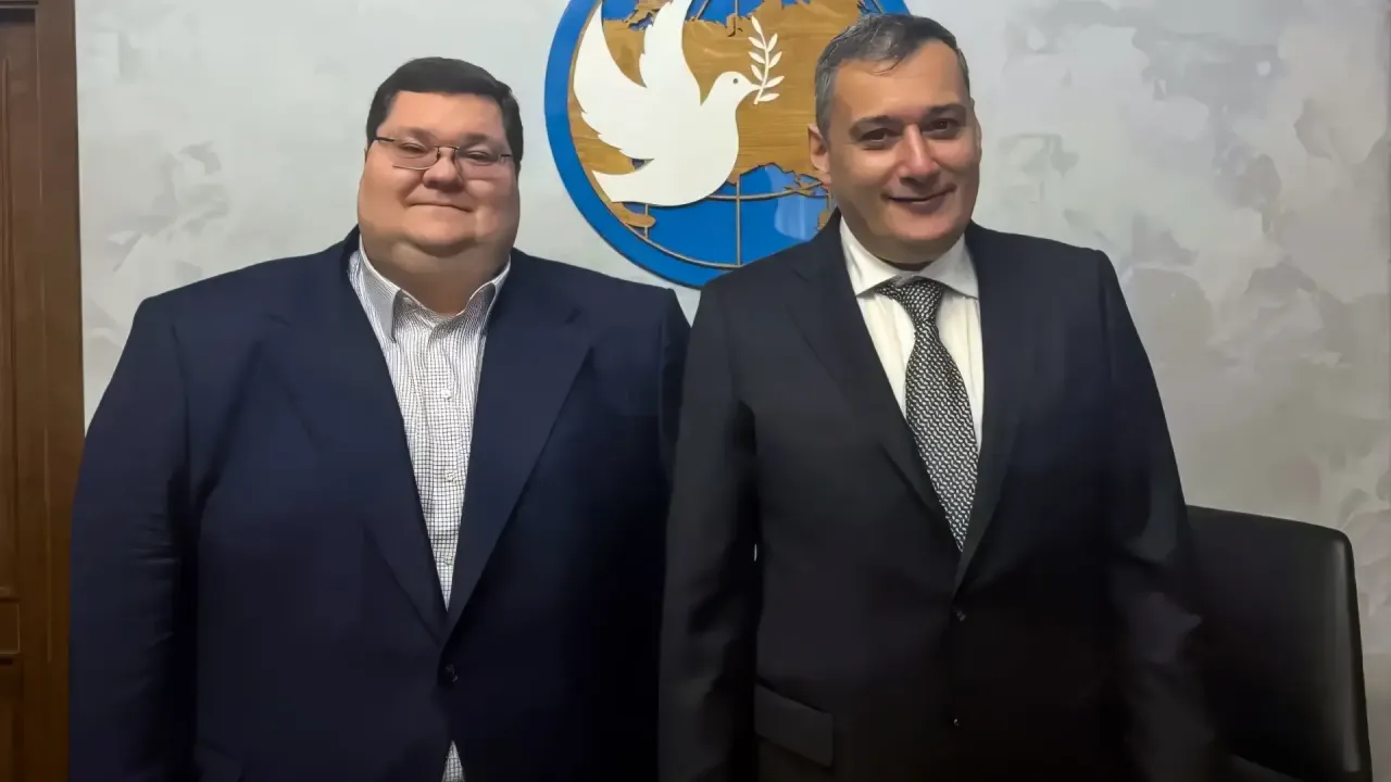 Хинштейн обсудил с главой Россотрудничества побратимские связи Курска с зарубежными городами — Курск Сейчас