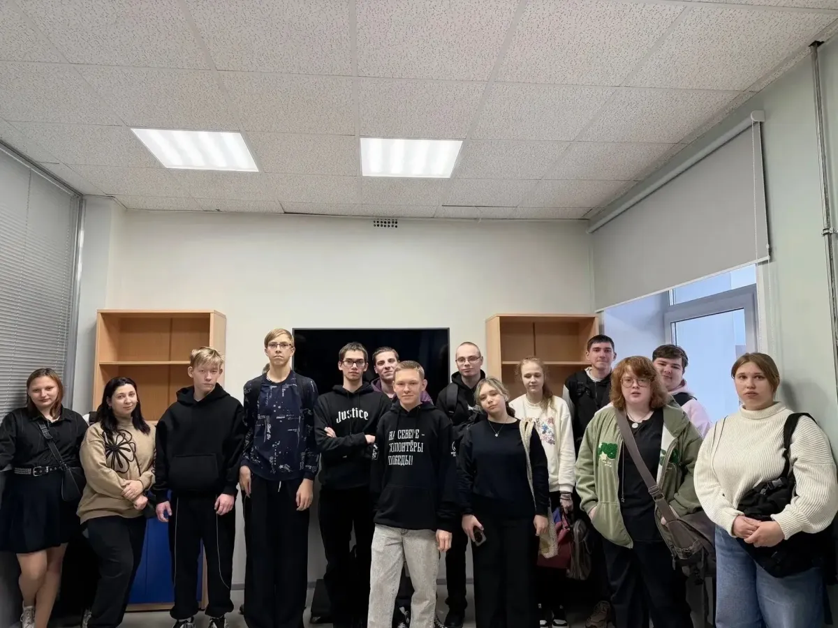 В Мурманске школьникам и студентам рассказали о подвиге защитников Заполярья