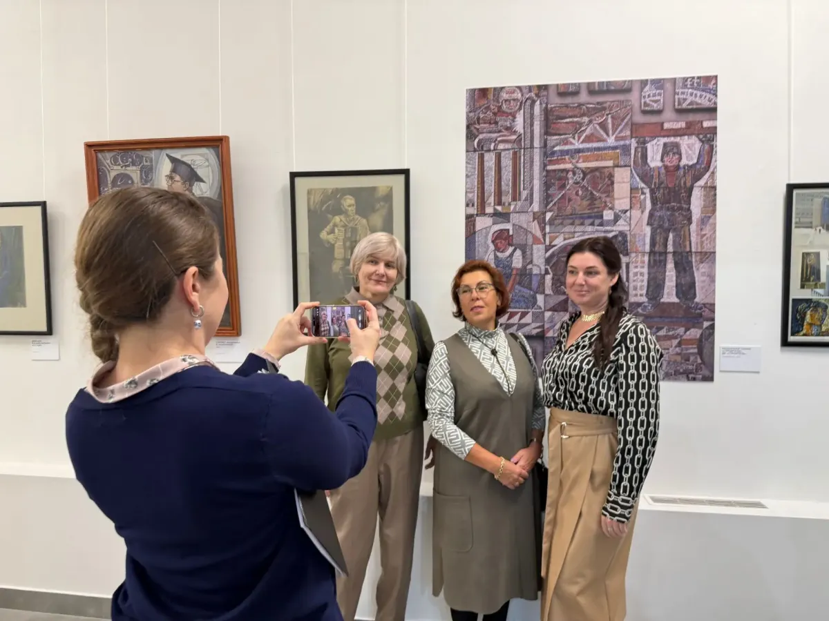 В Новосибирском художественном музее открылась выставка к 100-летию Василия Кирьянова