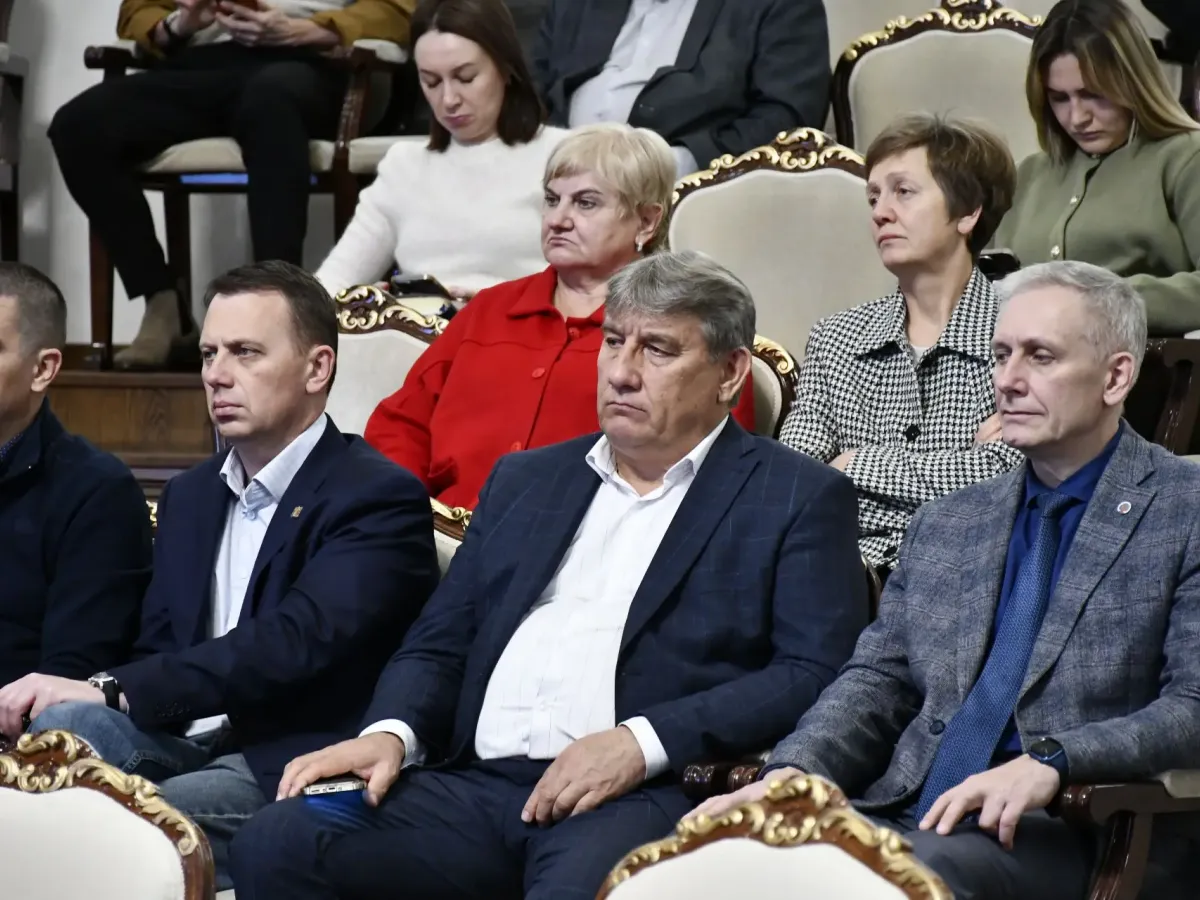 Для служащих Новосибирской области провели лекцию по медиаграмотности