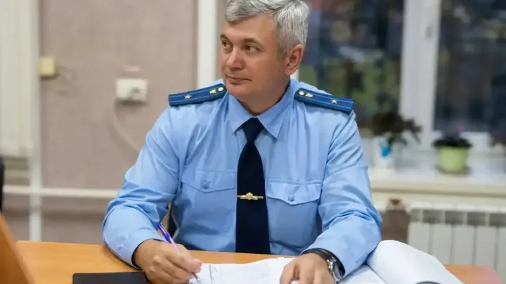 В Обнинске женщину оштрафовали на 100 тысяч рублей за насилие к приставу — Настоящий Обнинск