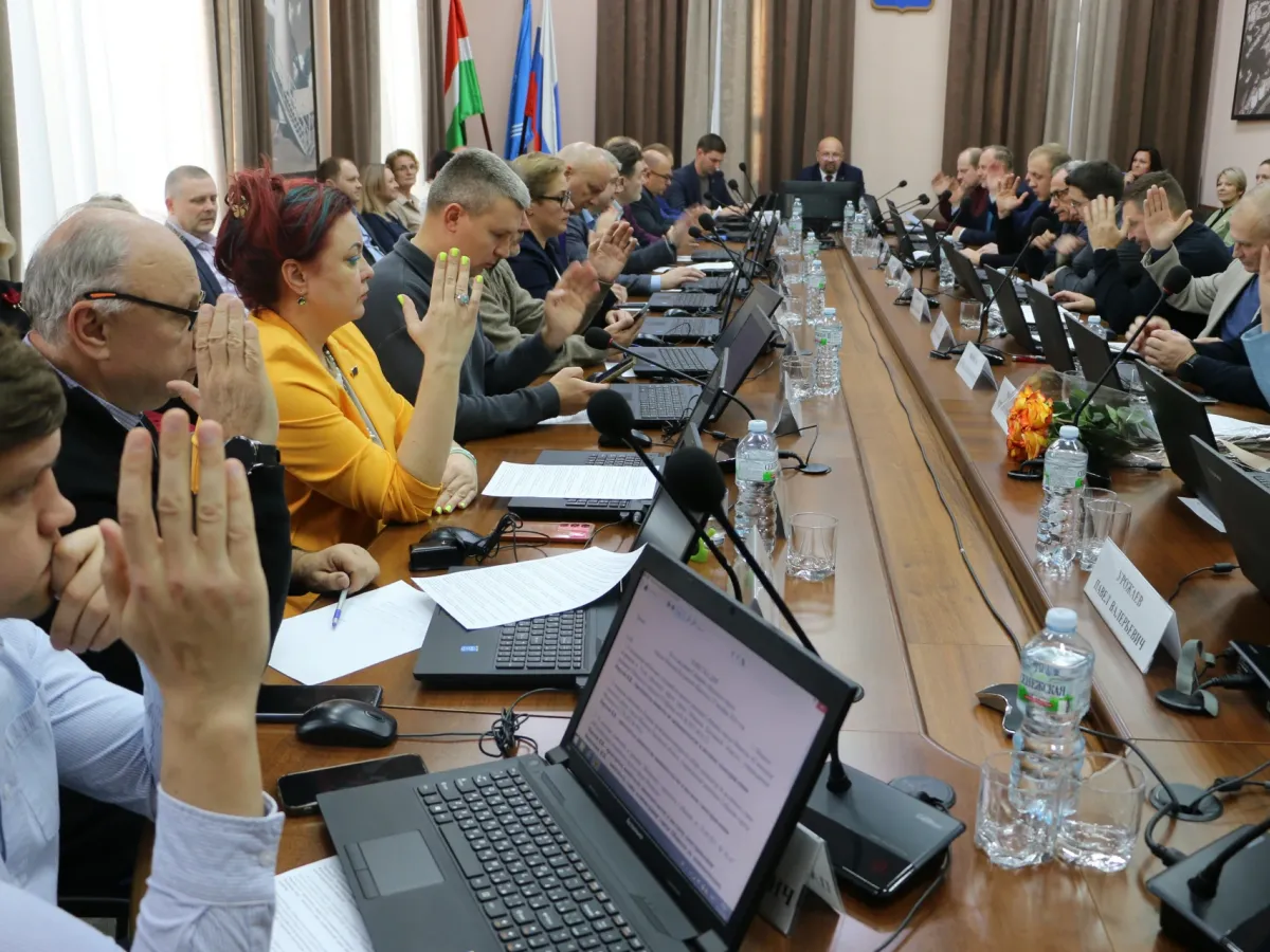 В Обнинске назначили слушания по изменениям в Устав и утвердили новый ТОС
