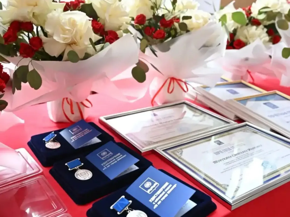 Школа № 6 отметила 60-летие со дня основания