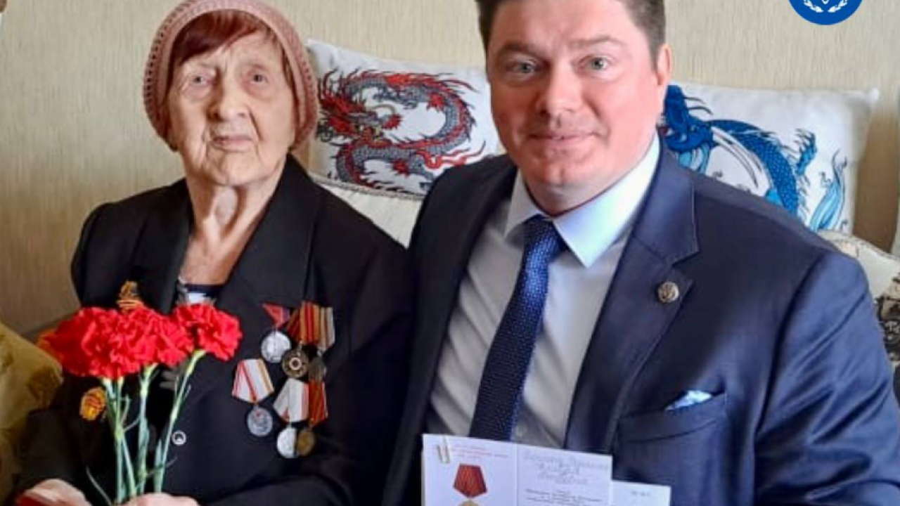 В Обнинске продолжается вручение юбилейных медалей к 80-летию Победы — Настоящий Обнинск