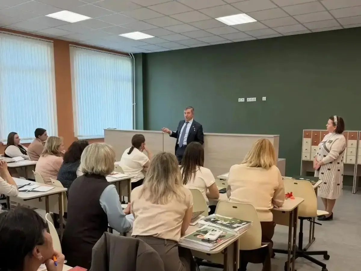 Александр Лазуткин побывал в Политехническом лицее Оренбурга