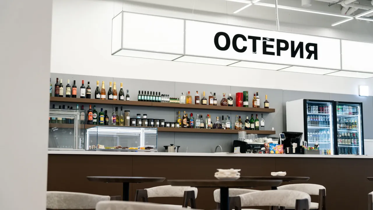 В новом терминале аэропорта Оренбург открылись два кафе в зале регистрации — Оренбург Сейчас