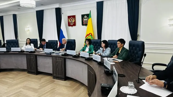 В Пензенской области обсудили реализацию движения «За медицину здорового долголетия» — Пенза Сейчас