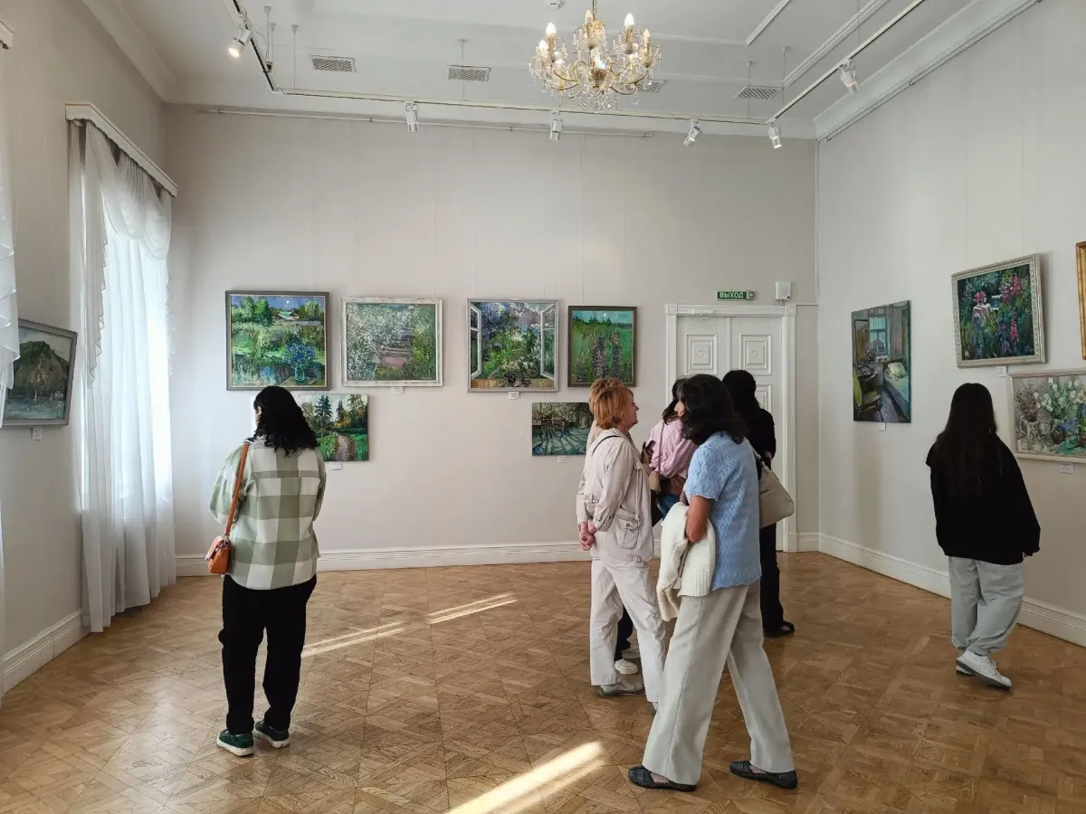 В Губернаторском доме Пензы открылась выставка Юлии Кузнецовой
