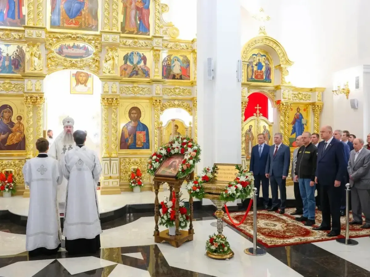 В Лугометрии после освящения храма поддержали идею мемориала защитникам Отечества
