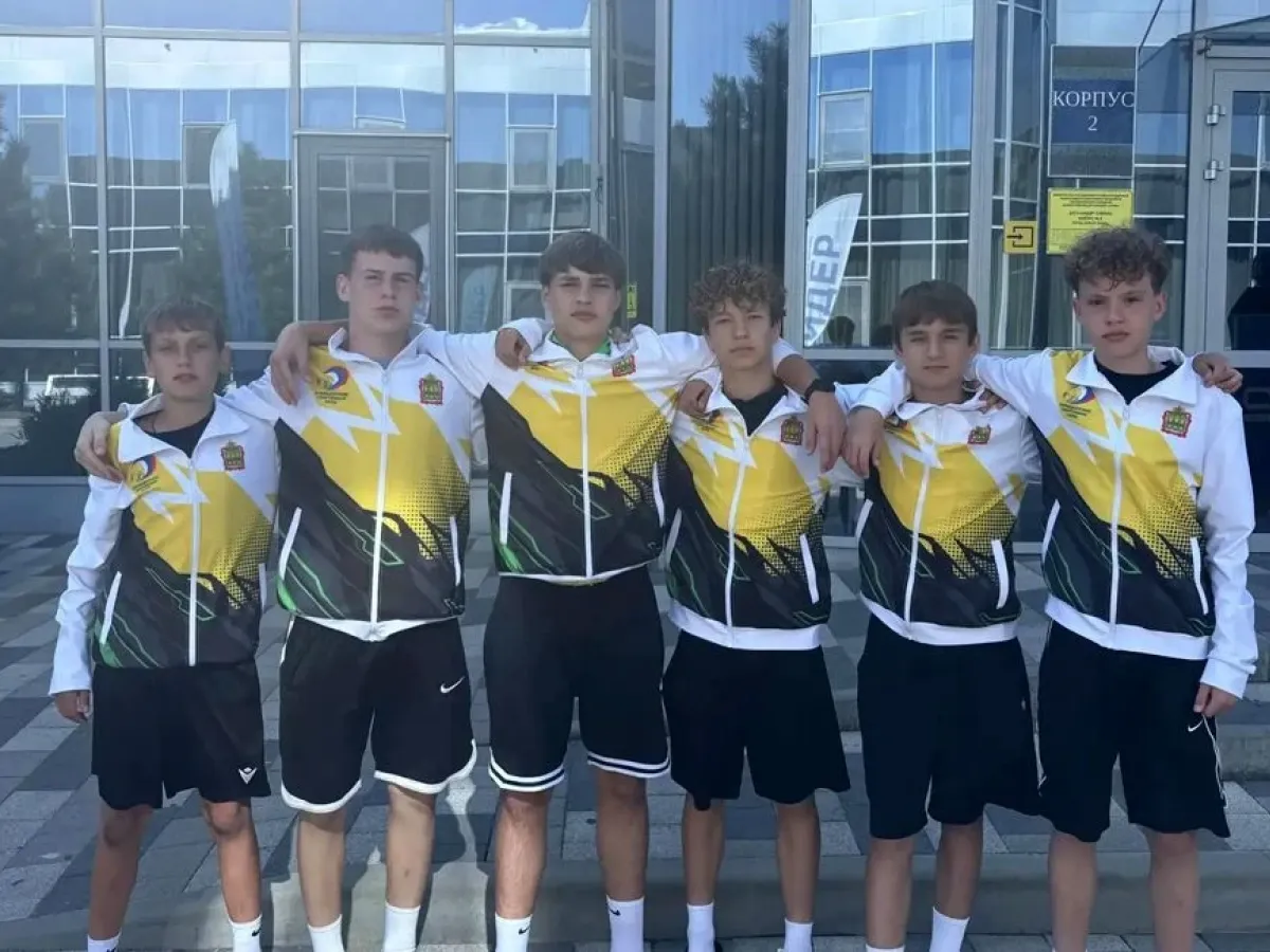 Школа №8 из Каменки завоевала бронзу на Президентских спортивных играх