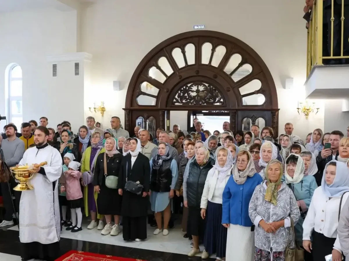В Лугометрии после освящения храма поддержали идею мемориала защитникам Отечества