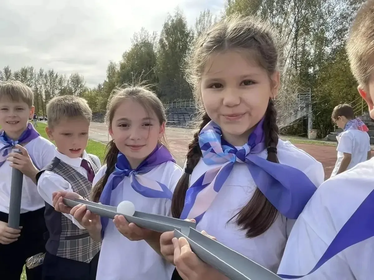 На стадионе «Торпедо» прошёл муниципальный слет участников программы «Орлята России»