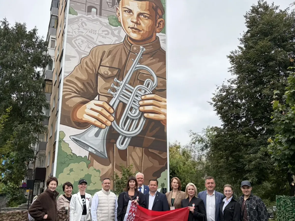 В Пензе открыли мурал, посвящённый Петру Котельникову