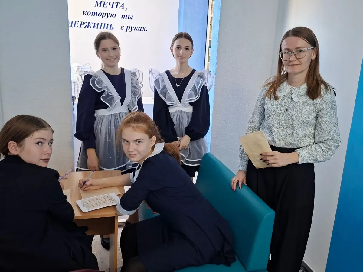 Обновленная библиотека села Грабово открыла свои двери для учеников и педагогов