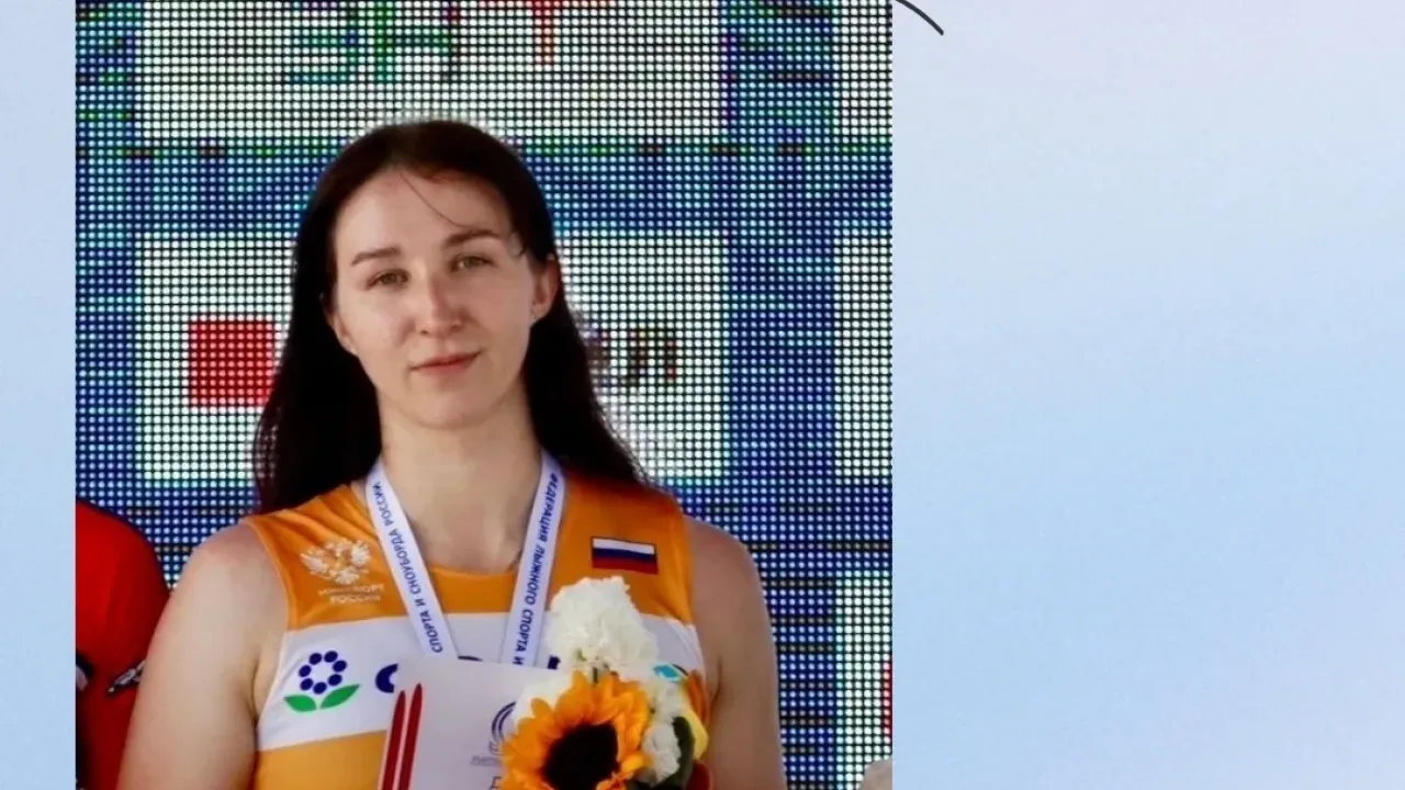 Студентка ПГУ Екатерина Кипяткова выиграла спринтерский зачёт Кубка России по лыжероллерам — Пенза Сейчас