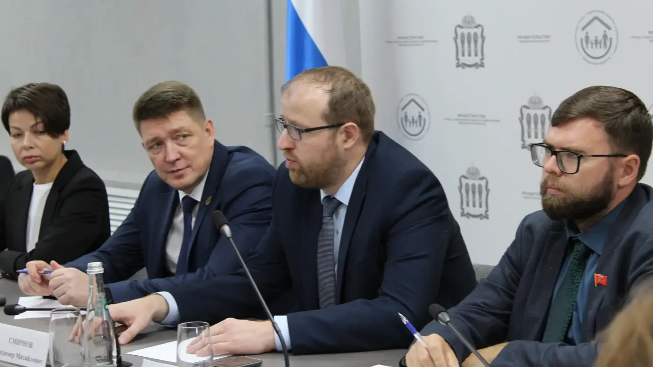 Руководитель ВНИИ труда дал рекомендации службе занятости Пензенской области — Пенза Сейчас