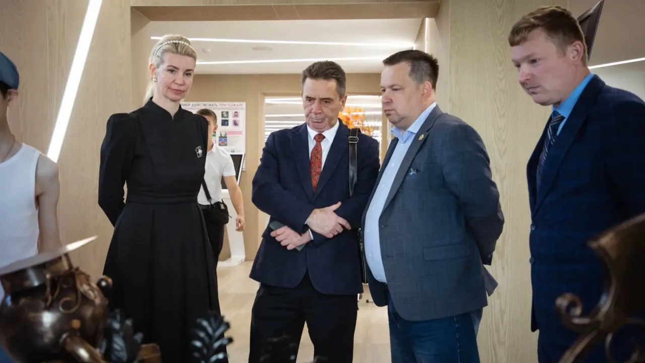 В Доме офицеров отметили День среднего профессионального образования в сфере культуры — Пенза Сейчас