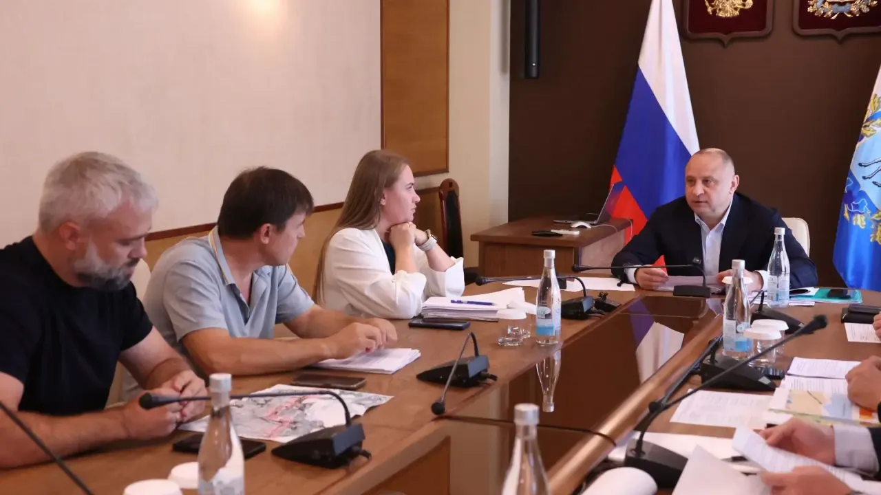 Власти Самарской области обсудили с жителями поселка Юбилейный вопросы домов в охранных зонах — Самара Сейчас