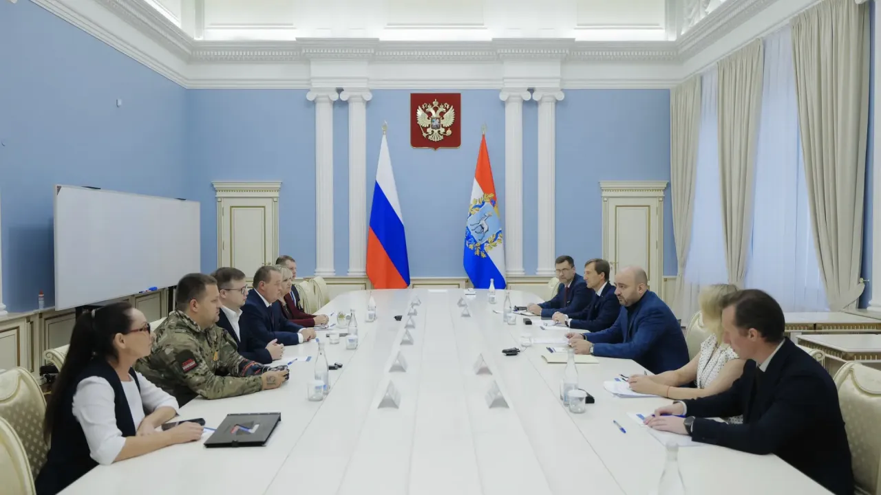 Вячеслав Федорищев обсудил работу карьерных консультантов для ветеранов СВО — Самара Сейчас