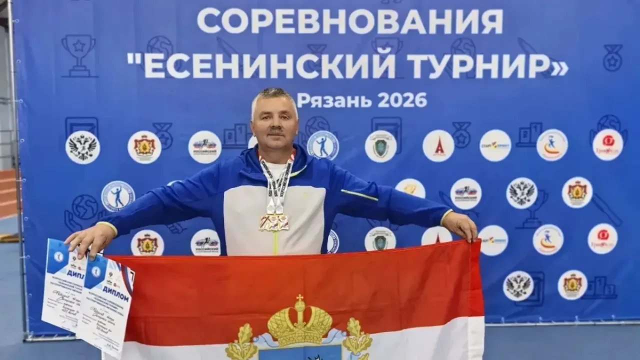 Педагог из Новокуйбышевска завоевал два золота на всероссийском турнире по метанию ножа — Самара Сейчас