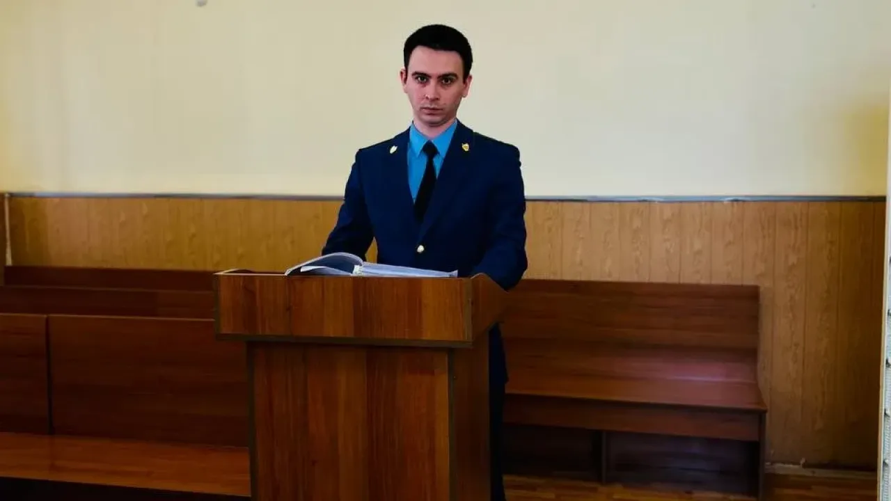 Жителя Маркса осудили за хулиганство с топором и пистолетом — Саратов Сейчас