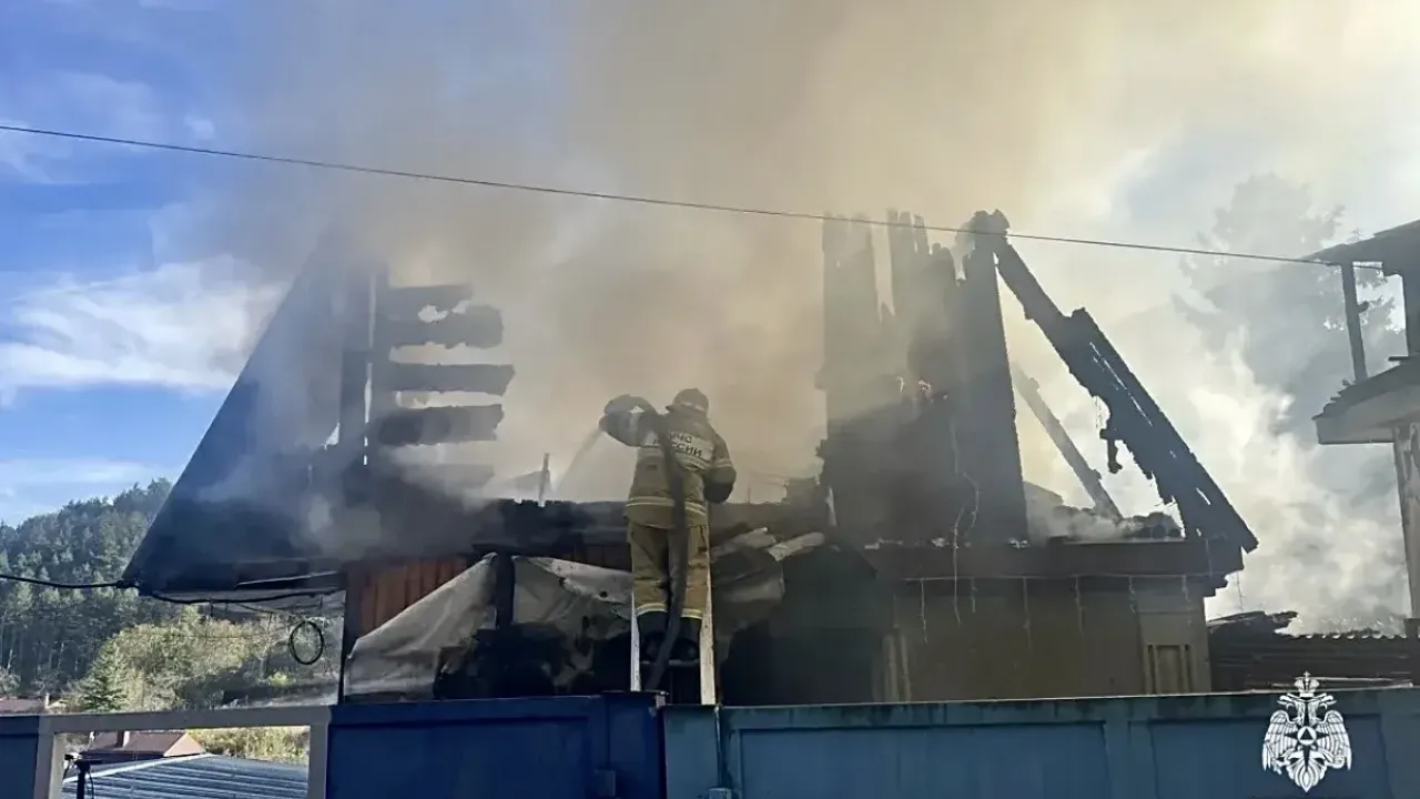 В Кисловодске из-за оставленного обогревателя загорелся жилой дом — Ставрополь Сейчас