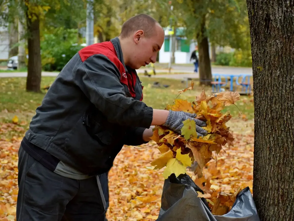В Тамбове прошли субботники в рамках Дня ударного труда