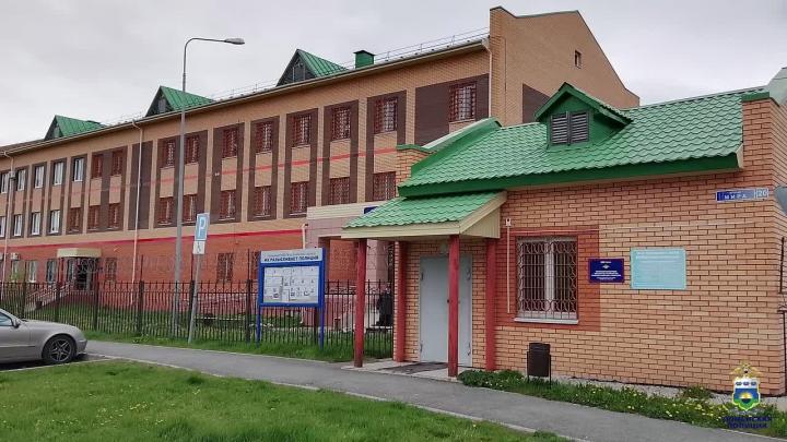 В Вагайском районе задержали подозреваемого в краже из кафе — Тюмень Сейчас