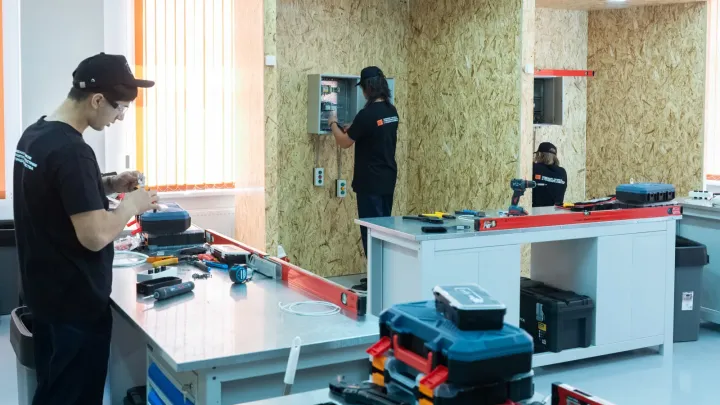 В Тюмени открылся новый кластер подготовки строителей по проекту «Профессионалитет» — Тюмень Сейчас