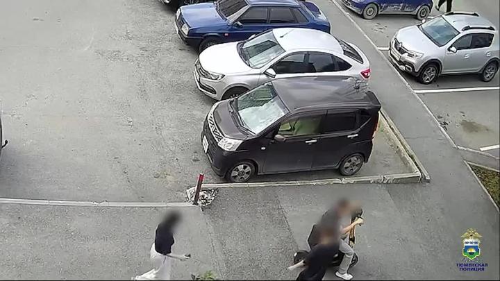 В Тюмени задержали подозреваемого в краже сабвуфера из подъезда — Тюмень Сейчас