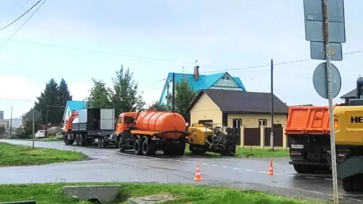 В Ишимском округе отремонтировали более 2,2 км водоводов и 20 колодцев — Тюмень Сейчас