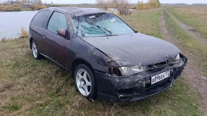 В Казанском округе автомобиль съехал в реку, водитель погибла — Тюмень Сейчас