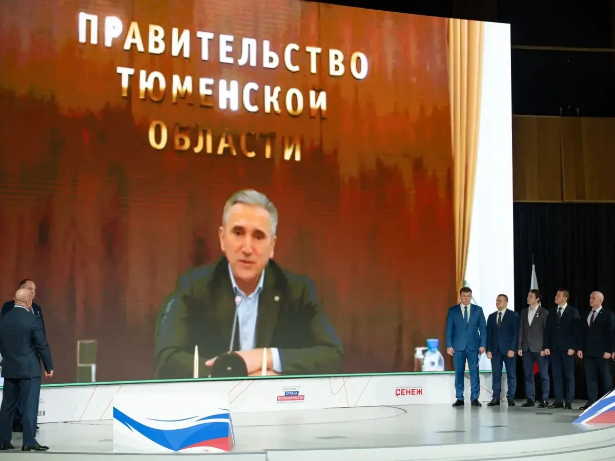 Александр Моор оценил проекты участников программы «Время героев»