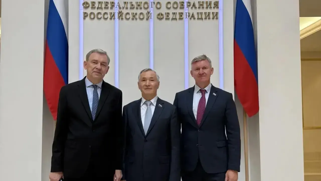 Фуат Сайфитдинов участвует в парламентских слушаниях Совета Федерации — Тюмень Сейчас