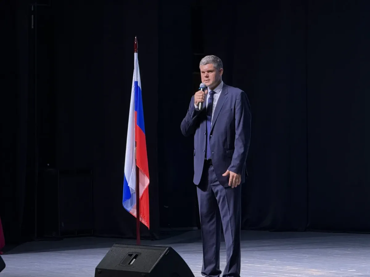В УлГПУ церемония поднятия флага открыла новую учебную неделю